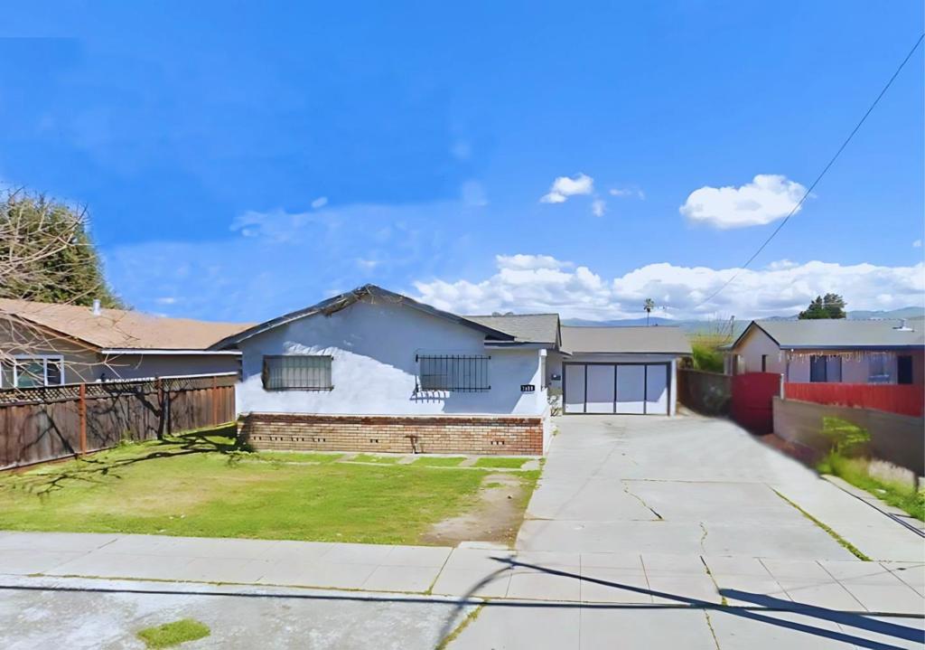 1618 Mclaughlin Avenue | Similar Property Thumbnail