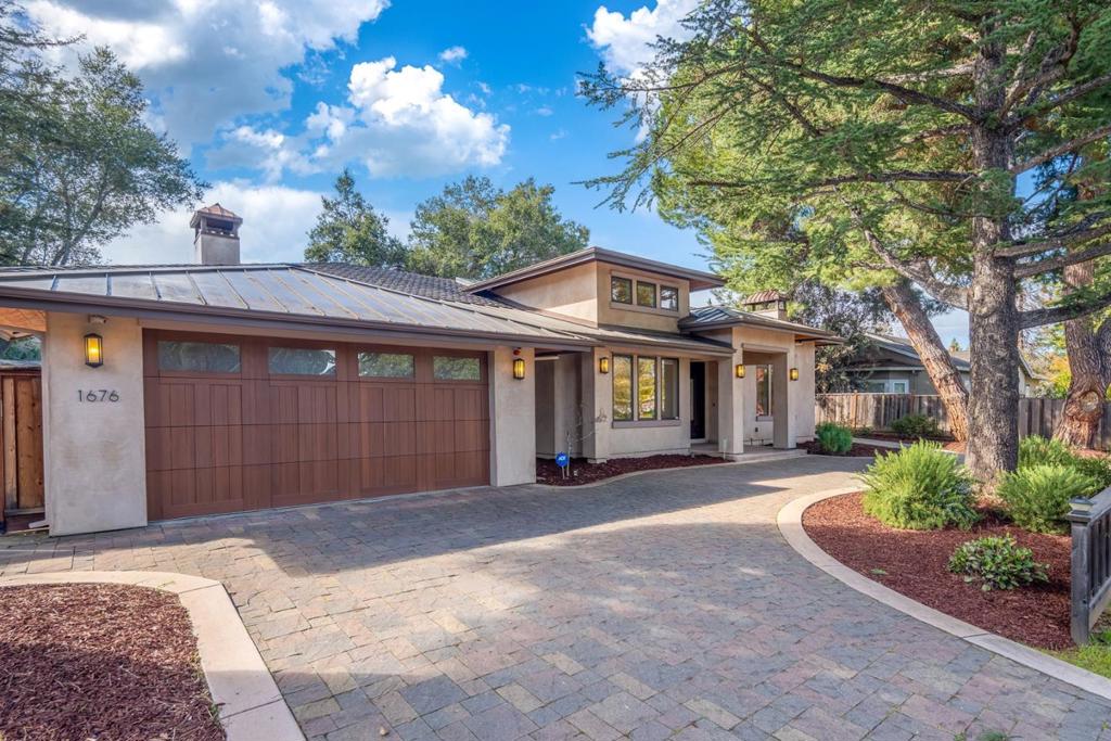 1676 Grant Road | Similar Property Thumbnail 5