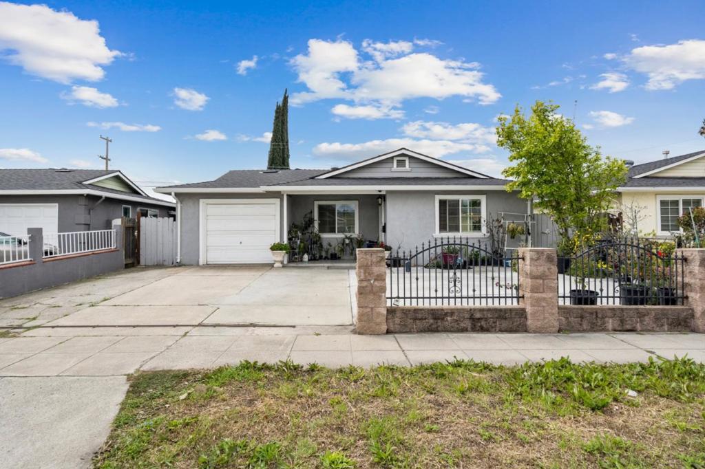 2651 Ophelia Avenue | Similar Property Thumbnail