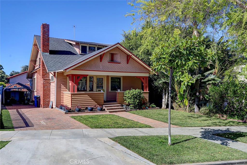 305 N Gertruda Avenue | Similar Property Thumbnail