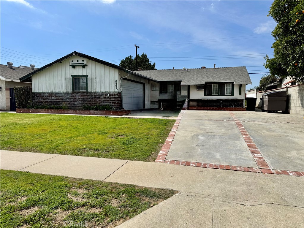 927 N Rimsdale Avenue | Similar Property Thumbnail