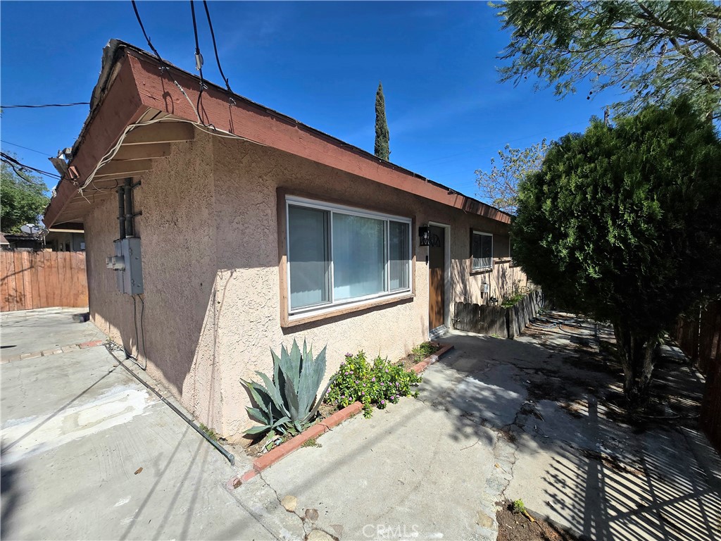 425 E Acacia Street | Similar Property Thumbnail