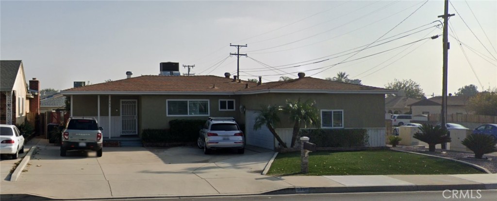 583 N Riverside Avenue | Similar Property Thumbnail