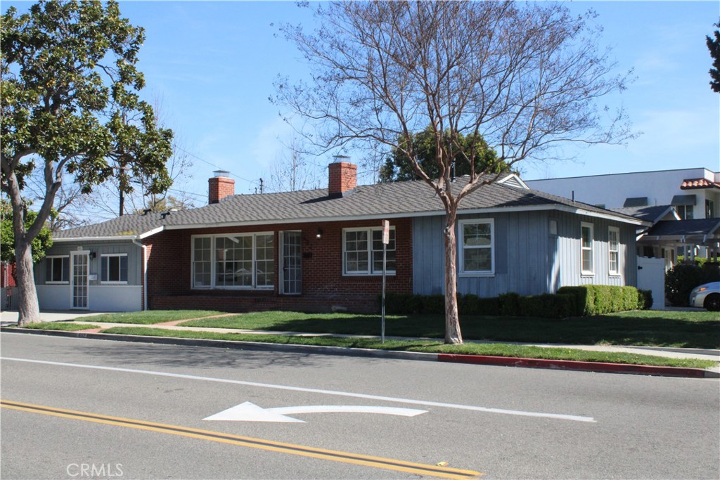 402 N Highland Avenue, #1-2 | Similar Property Thumbnail