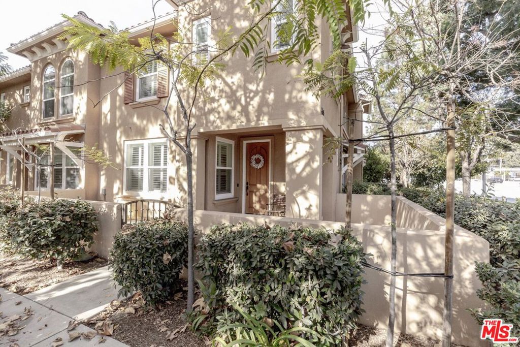 453 N Altadena Drive, #8, Pasadena, CA 91107