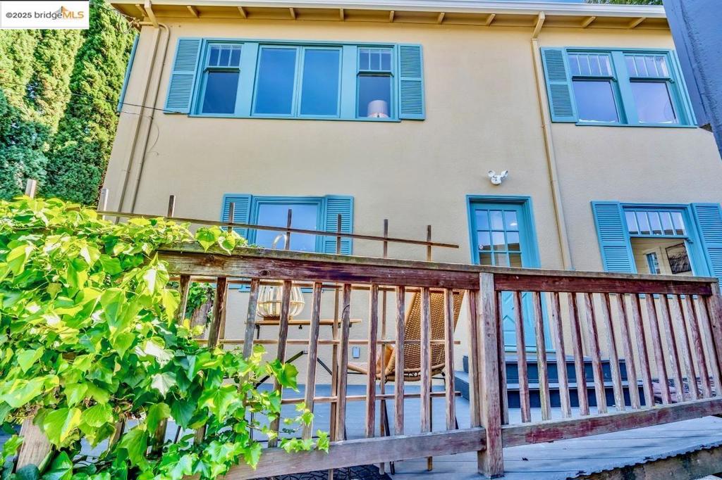 99 Montell St | Similar Property Thumbnail