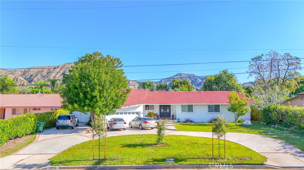 13720 Woodcock Avenue | Similar Property Thumbnail