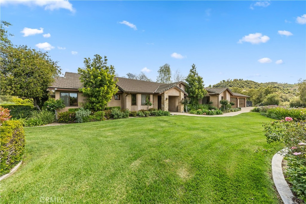 47100 Sandia Creek Drive | Similar Property Thumbnail
