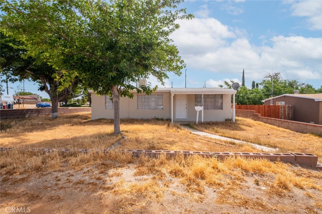 39026 11Th Street, Palmdale, CA 93551