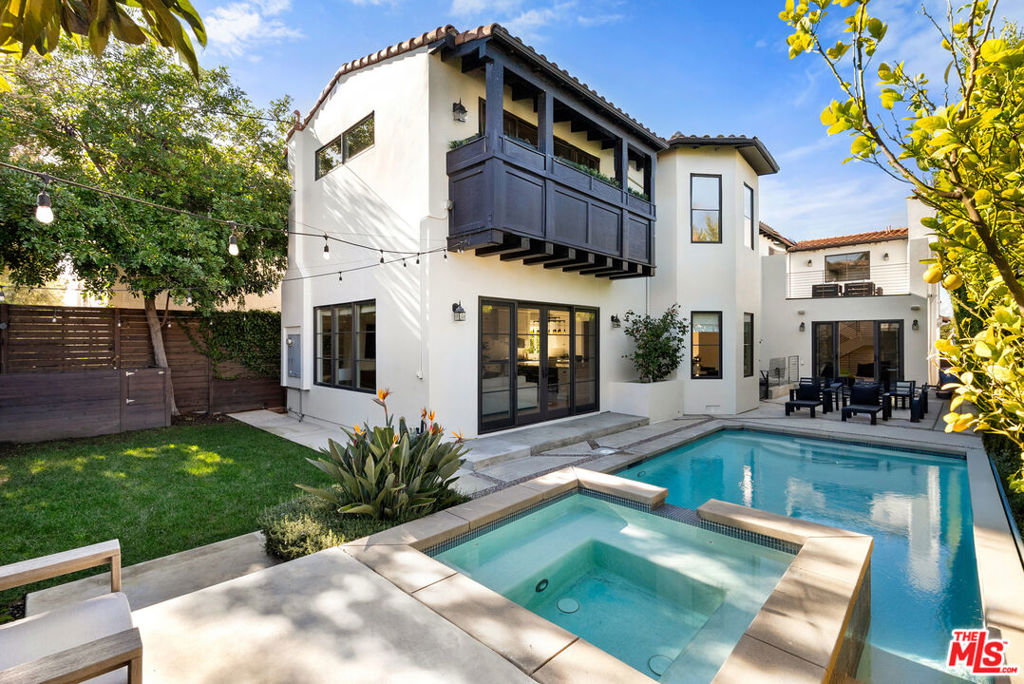 530 N Alta Vista Boulevard | Similar Property Thumbnail