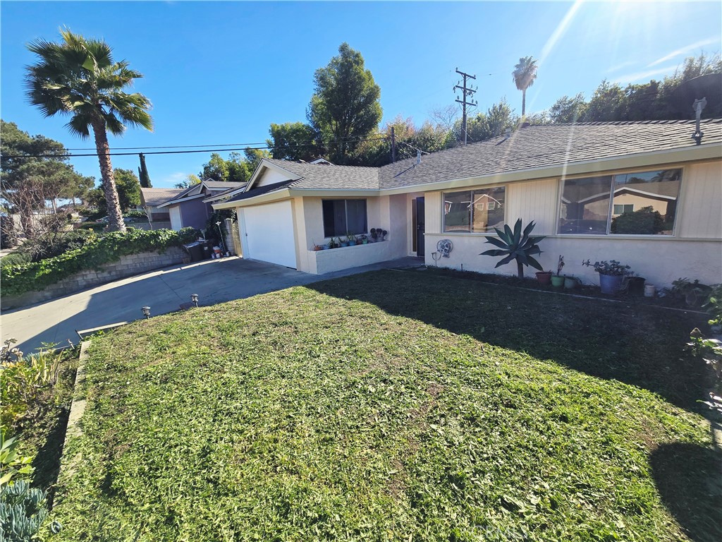 3030 E Valley View Avenue | Similar Property Thumbnail