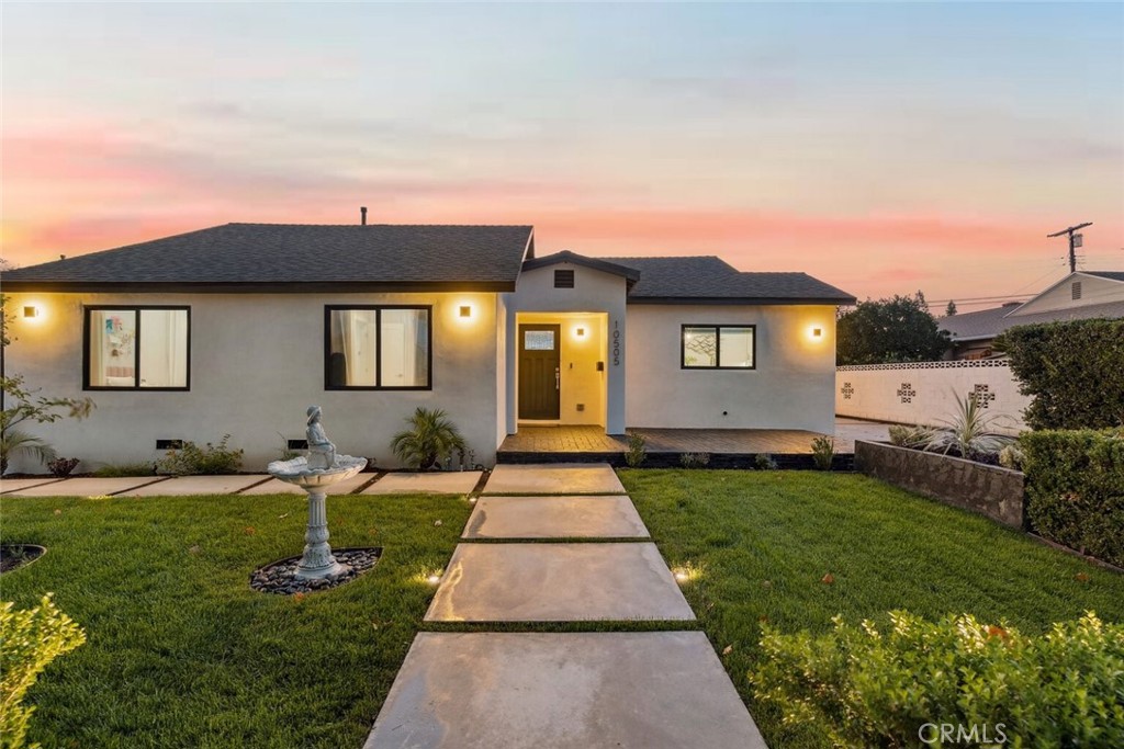 10505 Langdon Avenue, 1, 1 1