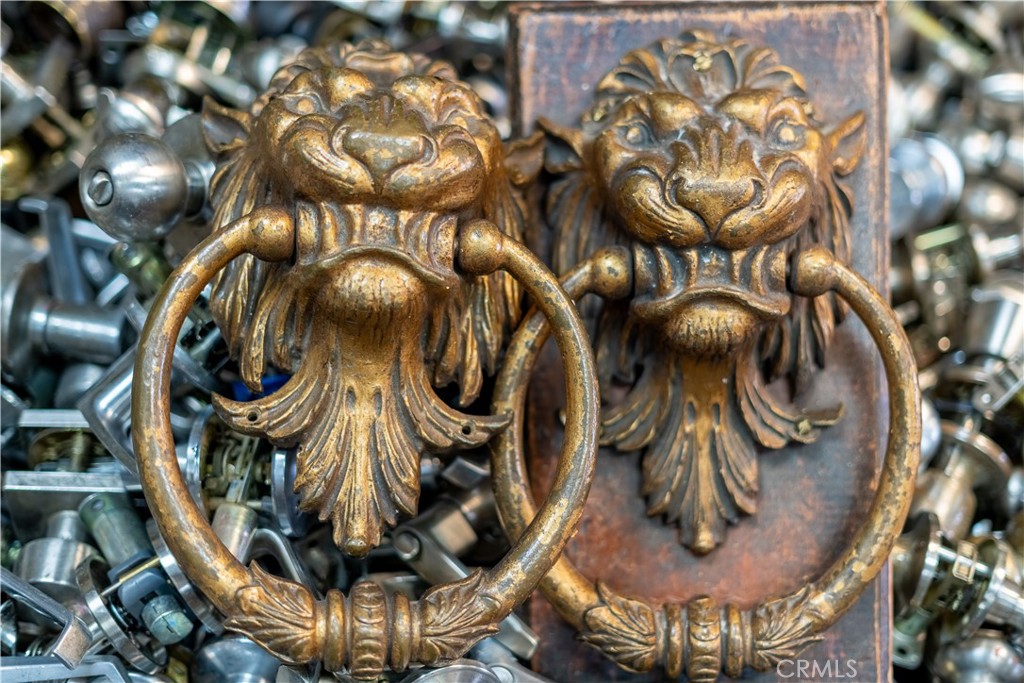 4382 Lankershim Boulevard | Similar Property Thumbnail