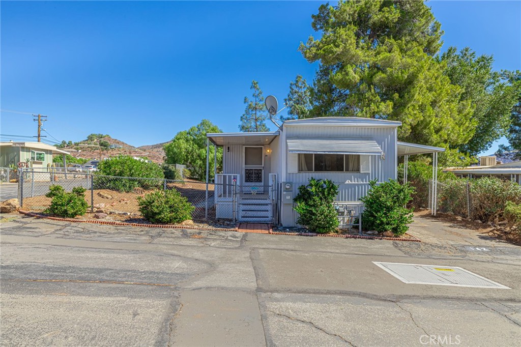2501 Sierra Highway, #142 | Similar Property Thumbnail