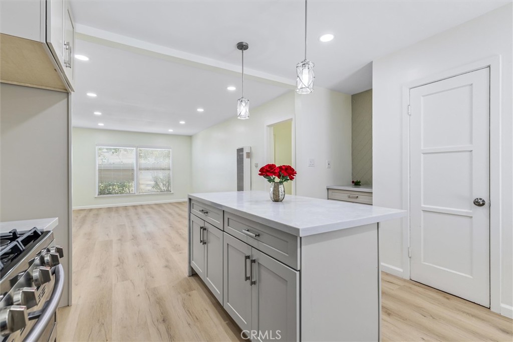 12155 Dunrobin | Similar Property Thumbnail