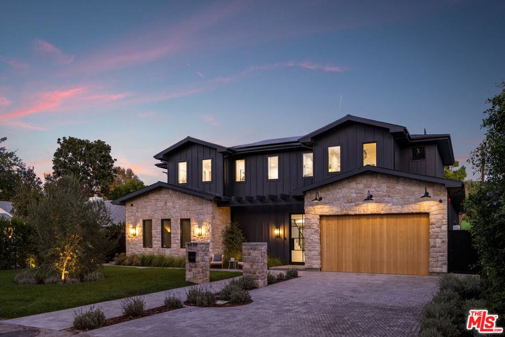 4828 Radford Avenue | Similar Property Thumbnail