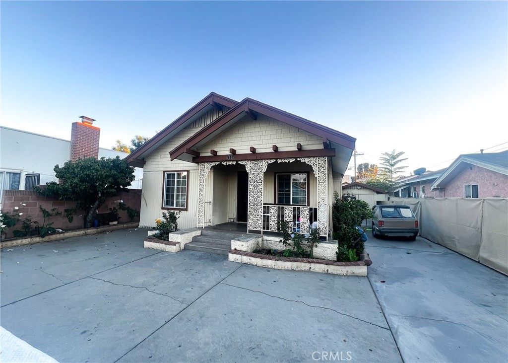 910 E 19Th | Similar Property Thumbnail