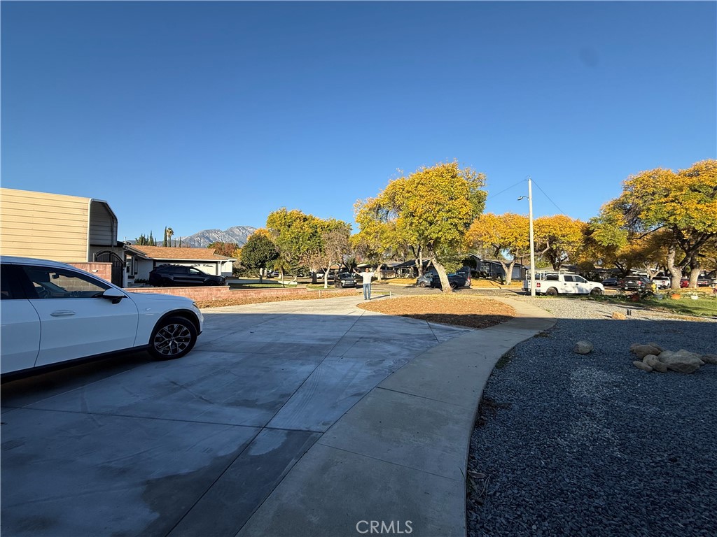 1191 N 1St | Similar Property Thumbnail