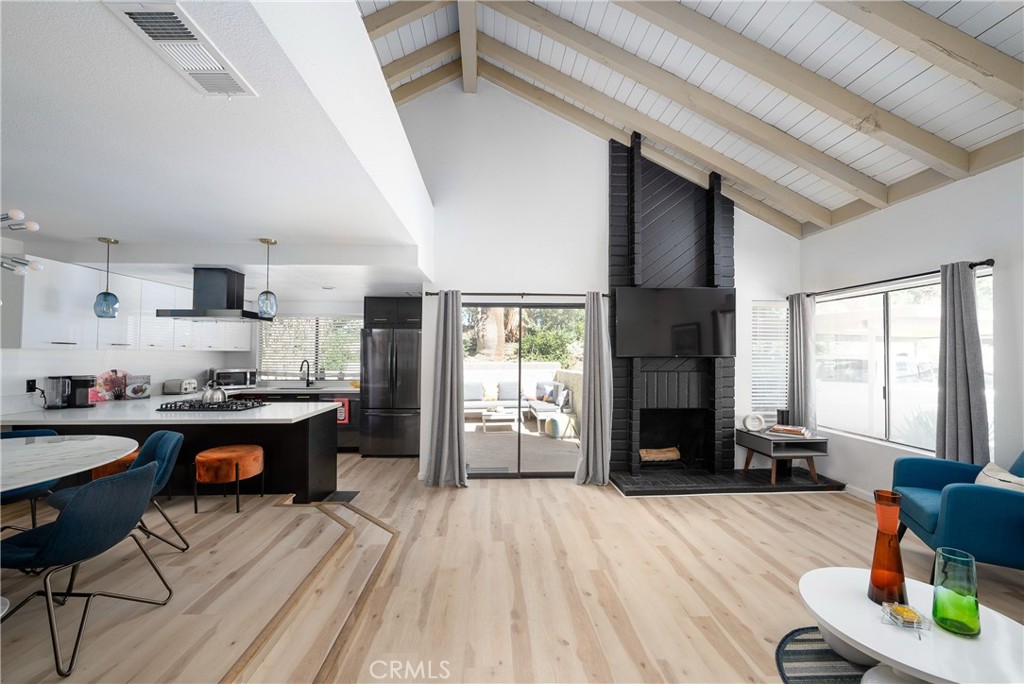 58 Portola | Similar Property Thumbnail