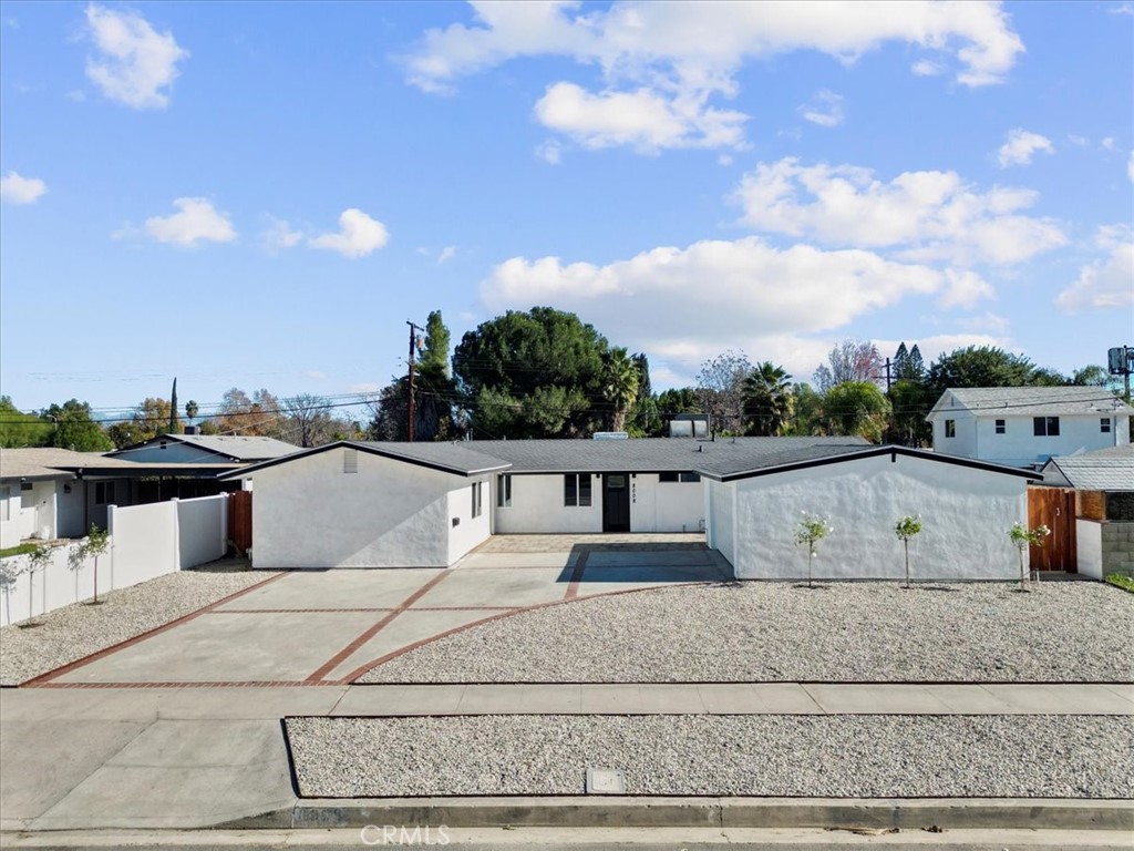 8008 Aura | Similar Property Thumbnail