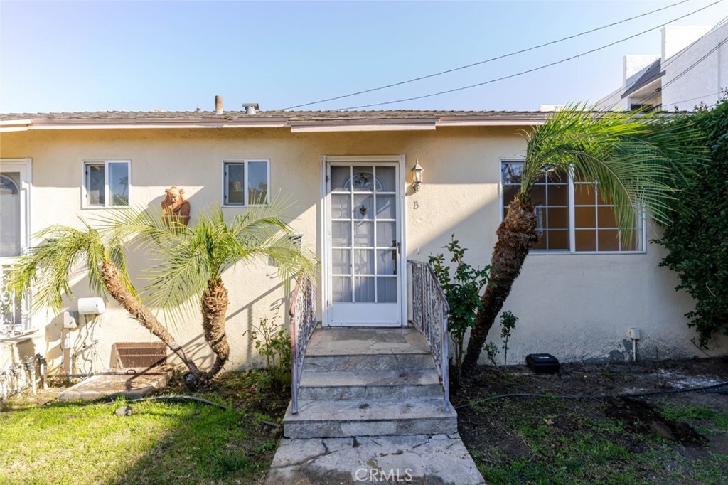 320 E Dryden Street, #B | Similar Property Thumbnail