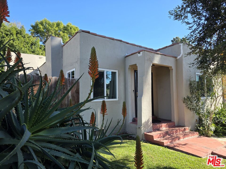 375 N Avenue 52 | Similar Property Thumbnail