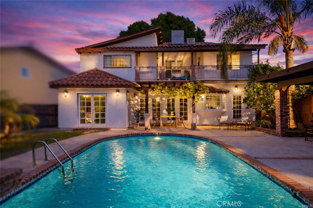 4115 Laurelgrove Avenue | Similar Property Thumbnail