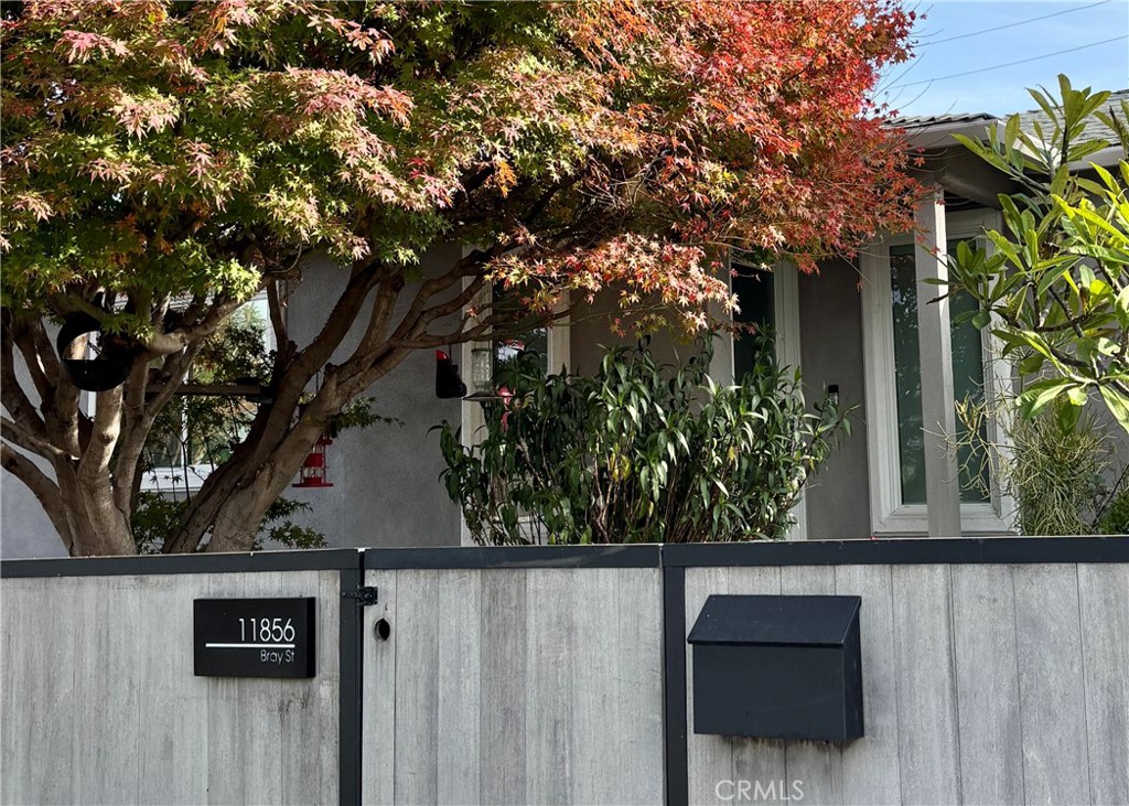 11856 Bray Street | Similar Property Thumbnail