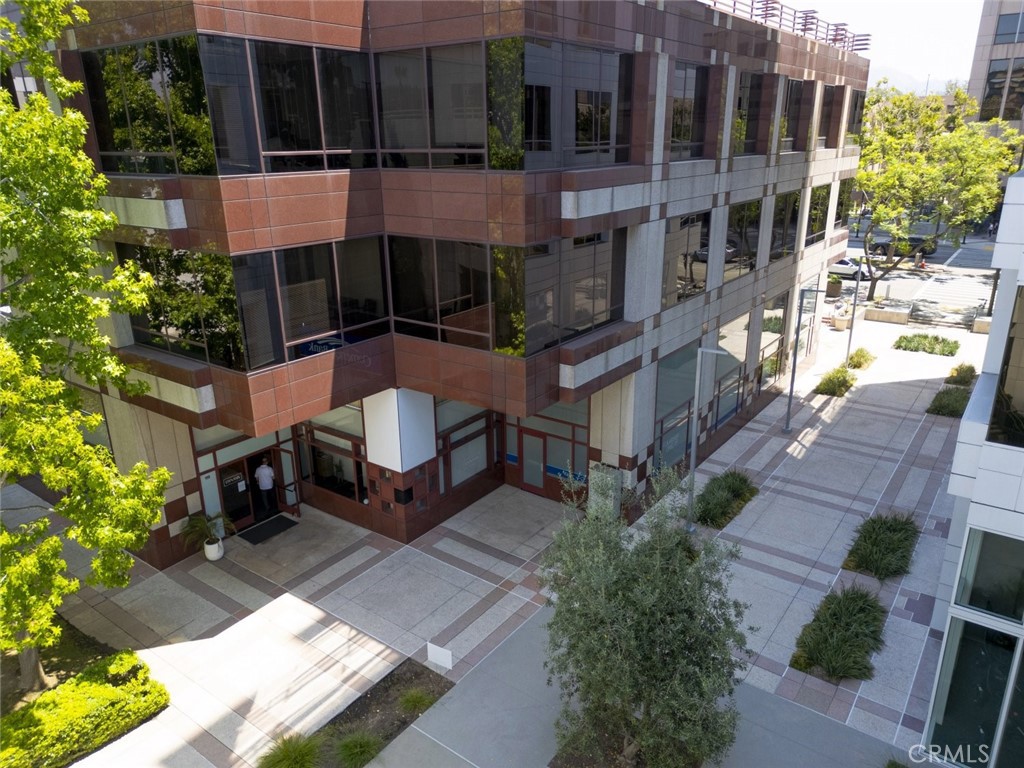 525 N Brand Boulevard | Similar Property Thumbnail