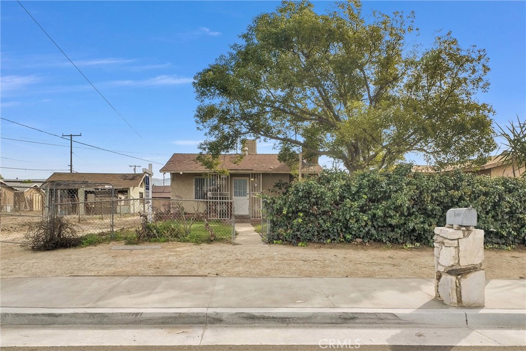 2542 Hall Avenue, Jurupa Valley, CA 92509