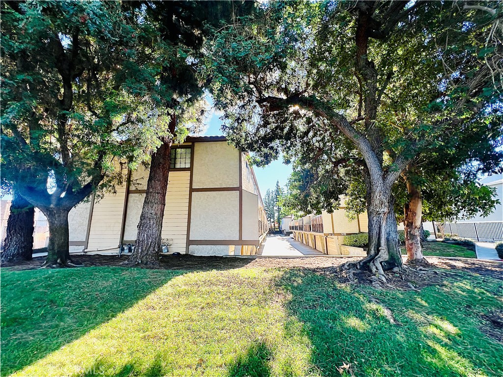 5195 Walnut , #14 | Similar Property Thumbnail