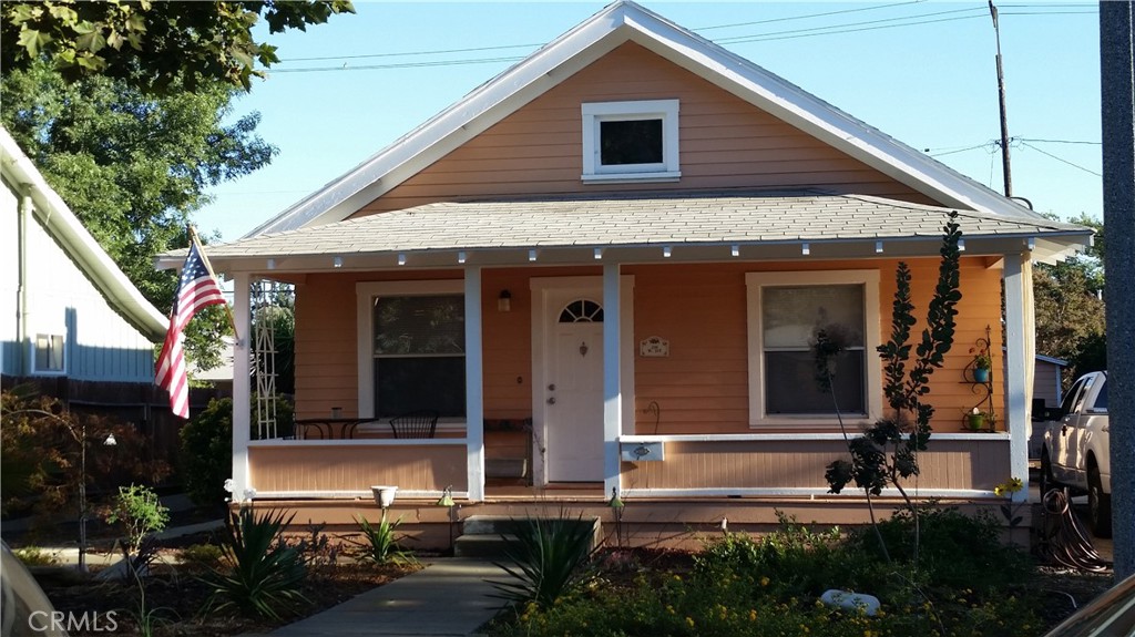 220 W 1St | Similar Property Thumbnail