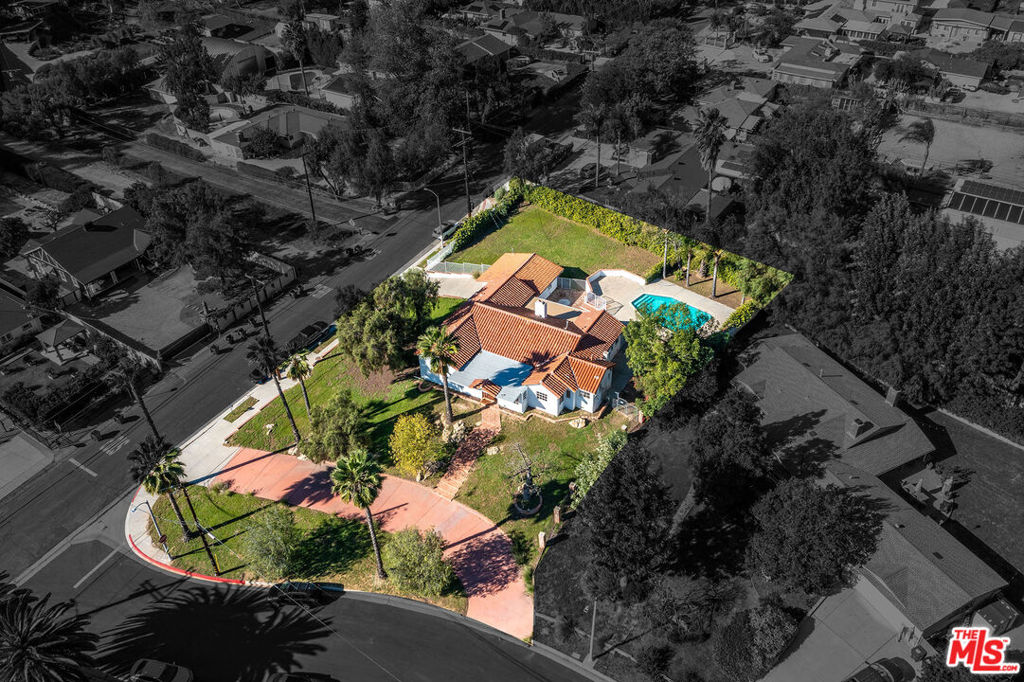 10440 Johanna Avenue | Similar Property Thumbnail