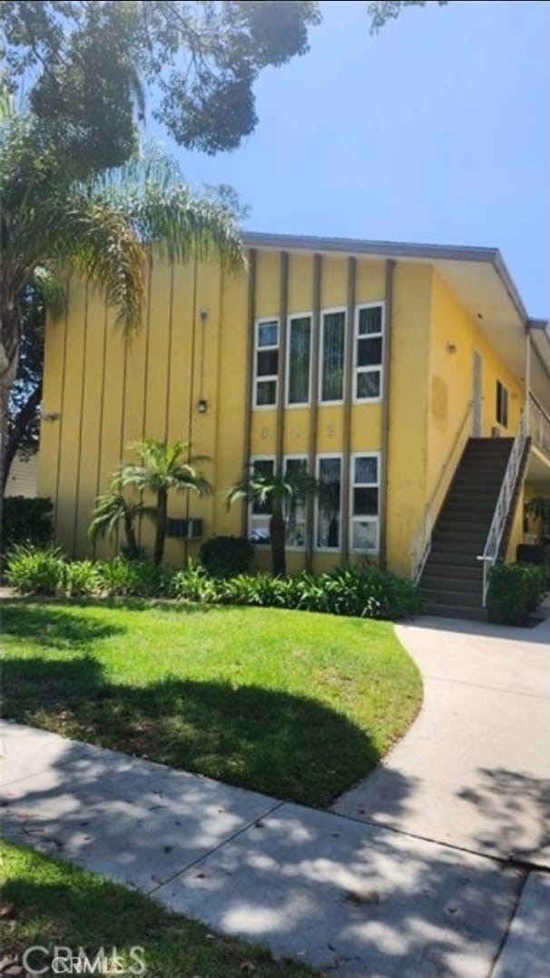 312 E Dryden Street, #3 | Similar Property Thumbnail