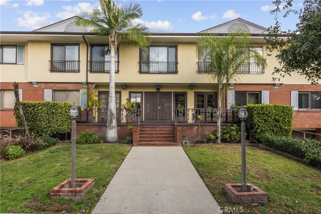 312 N Louise Street, #210 | Similar Property Thumbnail