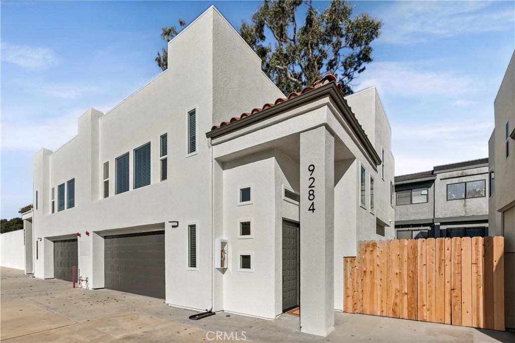 9284 El Bordo | Similar Property Thumbnail