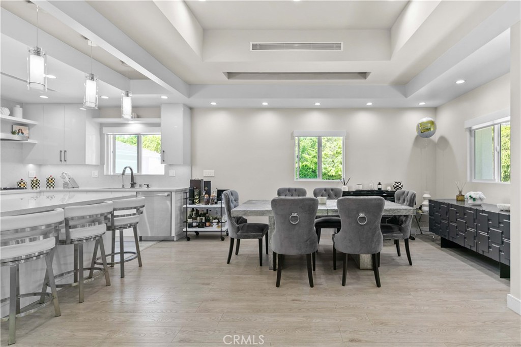 1594 Trenton | Similar Property Thumbnail