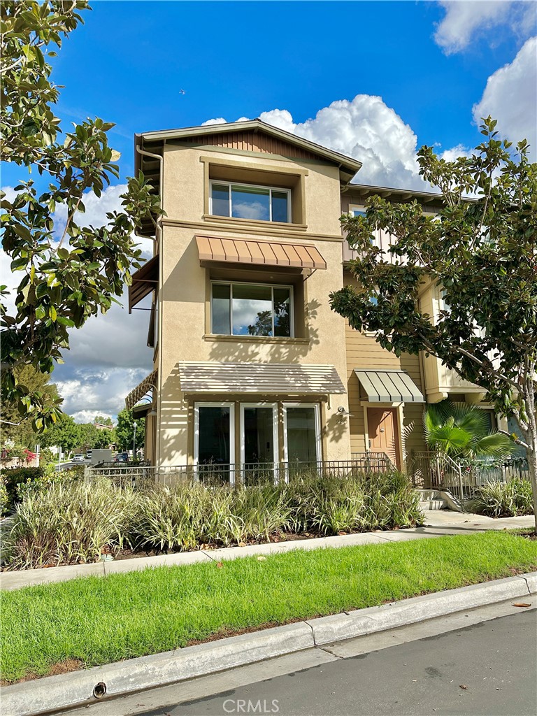 280 Tustin Field Drive | Similar Property Thumbnail