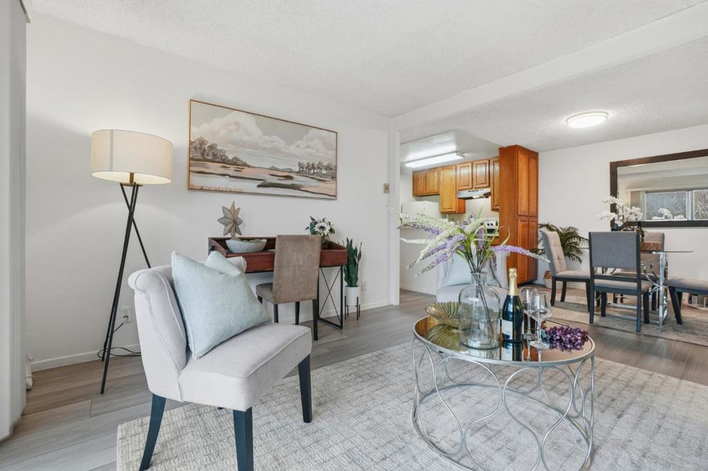 101 Piccadilly Place, #D | Similar Property Thumbnail