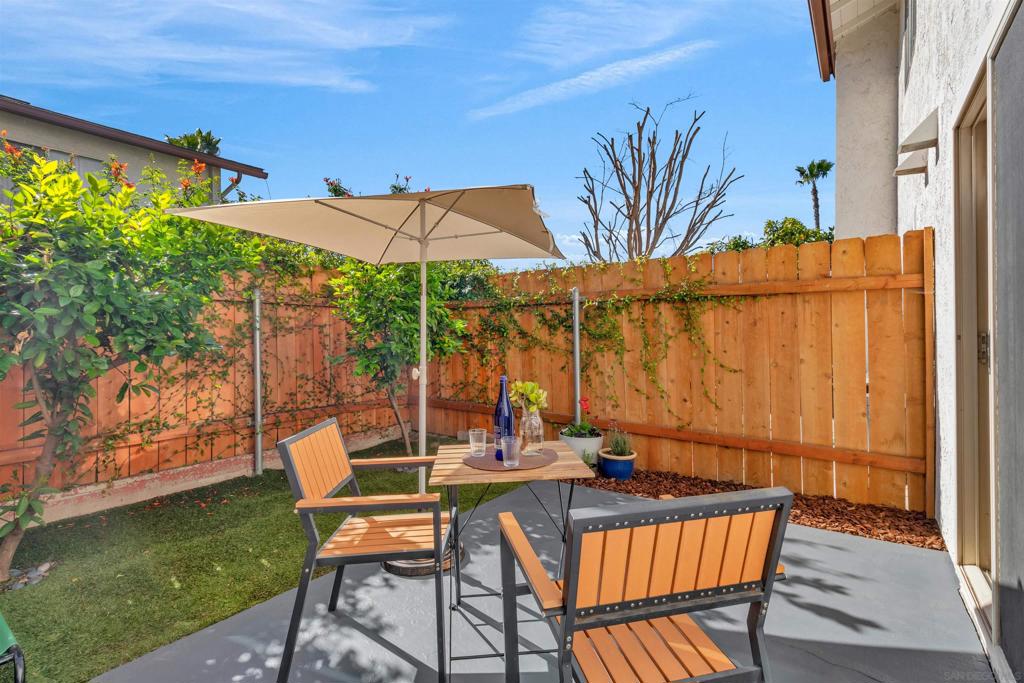 8275 Echo Dell Road | Similar Property Thumbnail