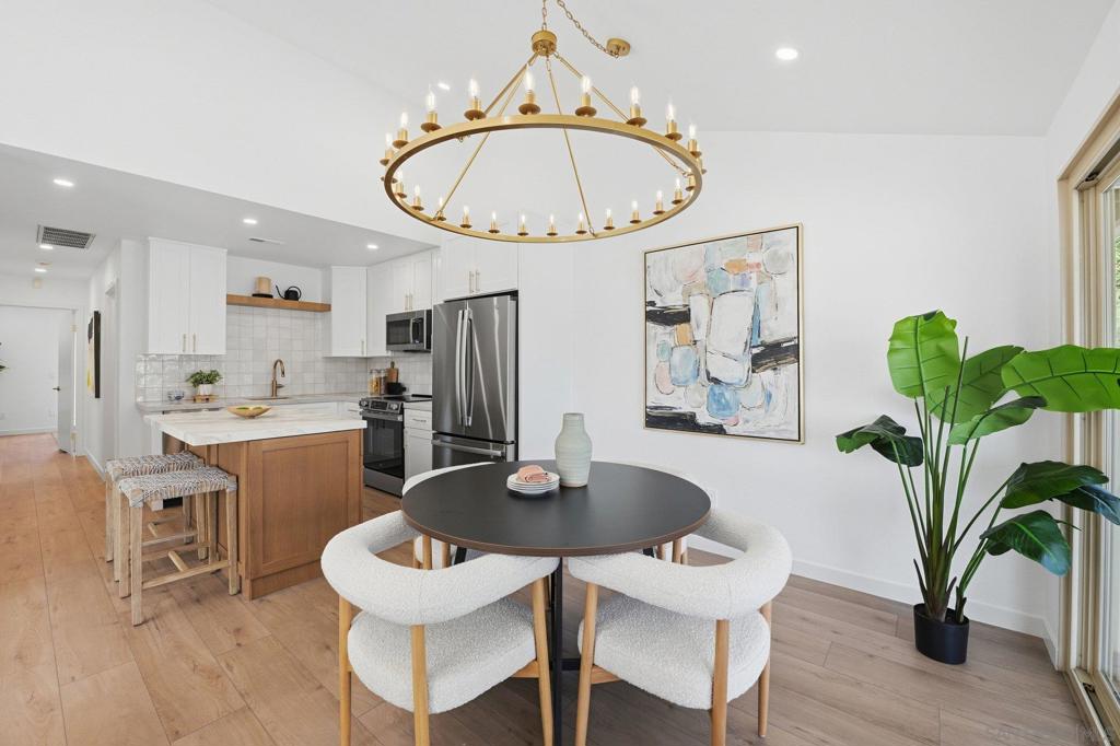 1926 Springdale Ln | Similar Property Thumbnail